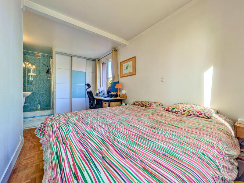 Appartement - 85 m² - 5 pièces