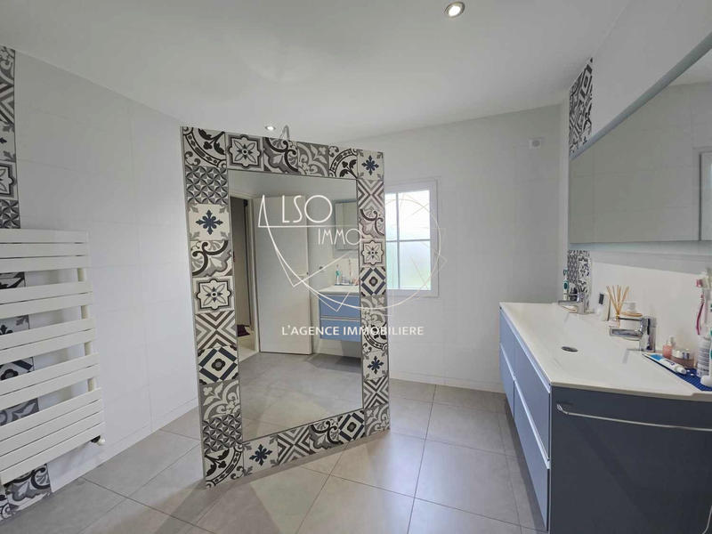 Maison - 121 m² - 5 pièces