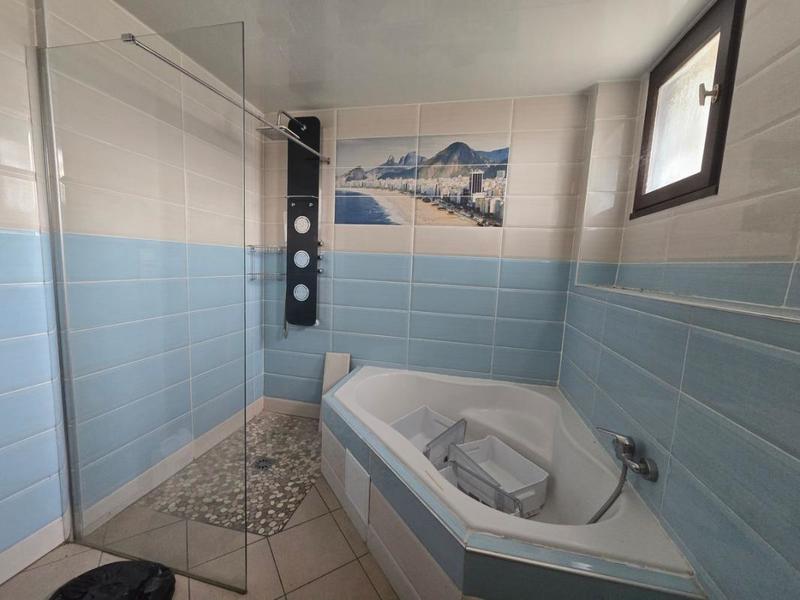 Maison - 136 m² - 5 pièces