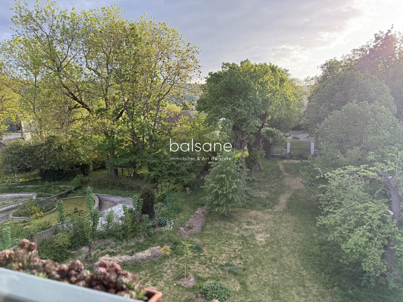 Appartement - 90 m² - 4 pièces