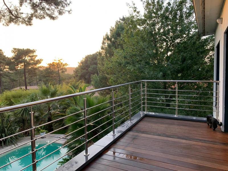 Maison - 238 m² - 7 pièces