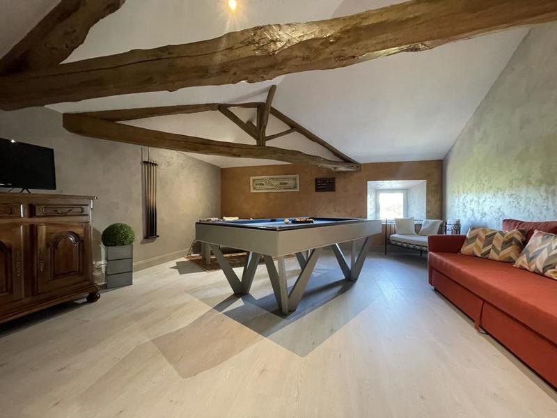 Maison de maîtres - 450 m² - 9 pièces