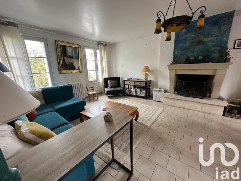 Maison - 218 m² - 10 pièces