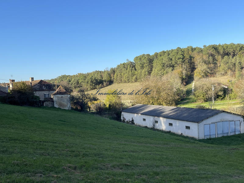 Maison - 216 m² - 7 pièces