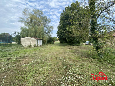 Terrain - 834 m²