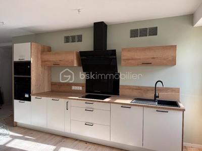 Appartement - 102 m² - 4 pièces