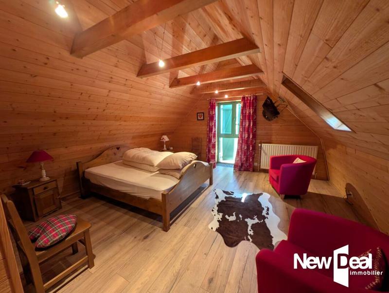 Propriété - 230 m² - 10 pièces