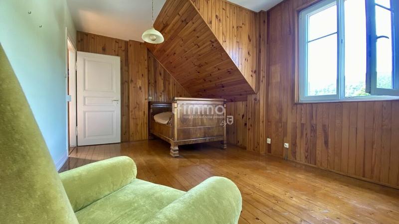 Demeure - 149 m² - 7 pièces