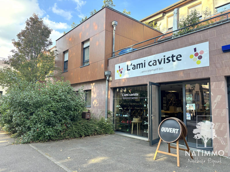 Fonds de commerce - Magasins - 66 m²