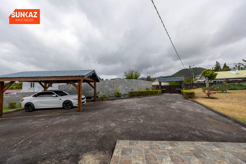 Maison - 141 m² - 6 pièces