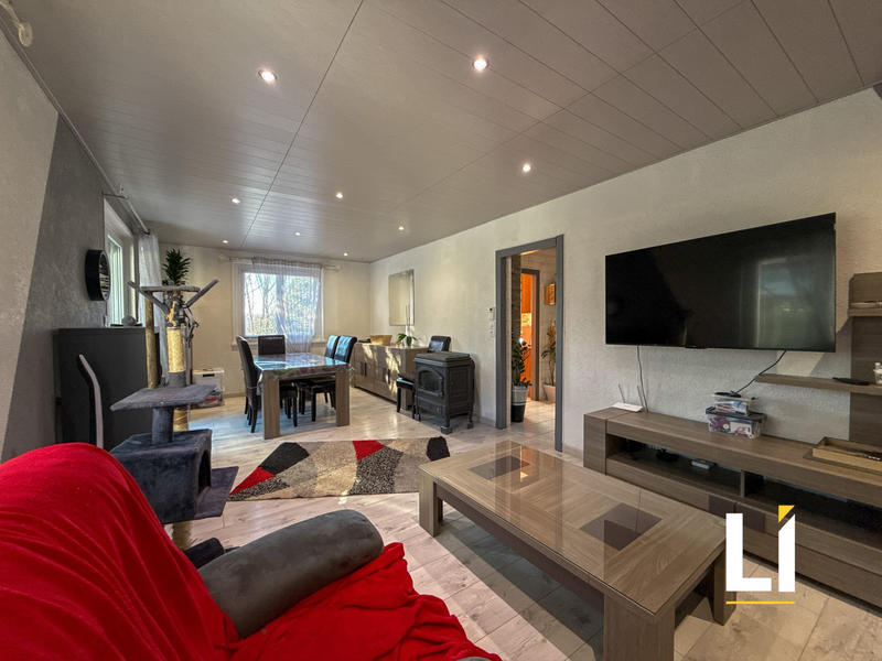 Maison - 111 m² - 5 pièces