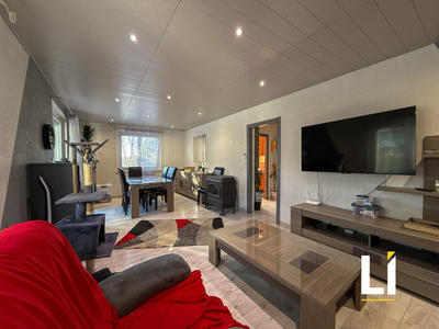 Maison - 111 m² - 5 pièces