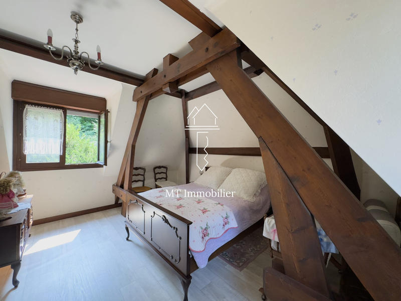 Villa - 223 m² - 6 pièces