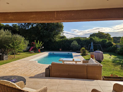 Villa - 181 m² - 7 pièces