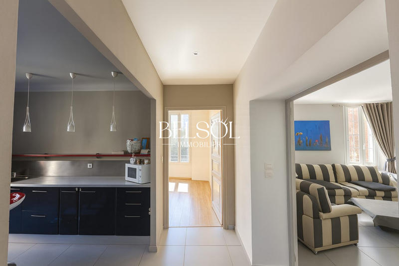 Maison - 458 m² - 7 pièces