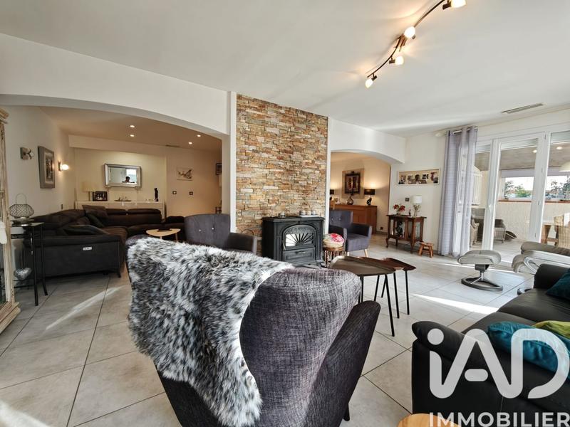 Maison - 140 m² - 4 pièces