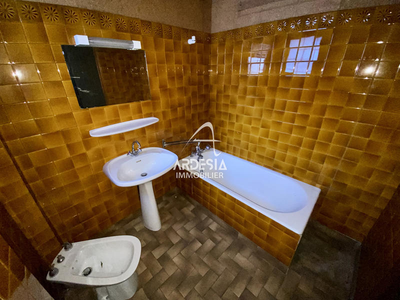 Maison - 90 m² - 6 pièces