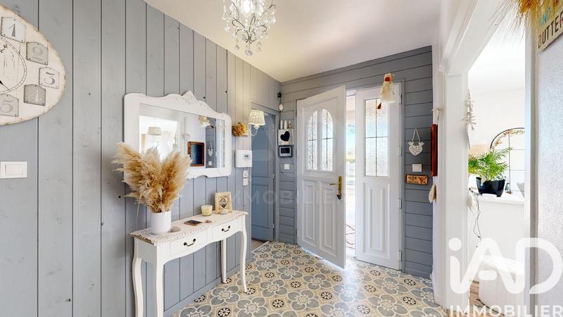 Maison - 206 m² - 8 pièces