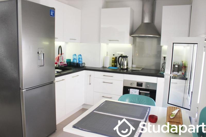 Chambre - 9 m² - 1 pièce