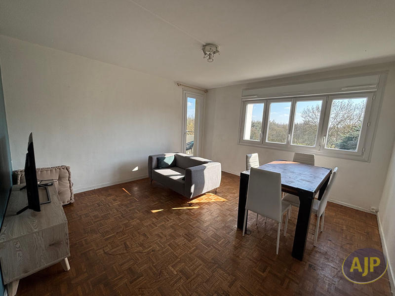 Appartement - 56 m² - 3 pièces