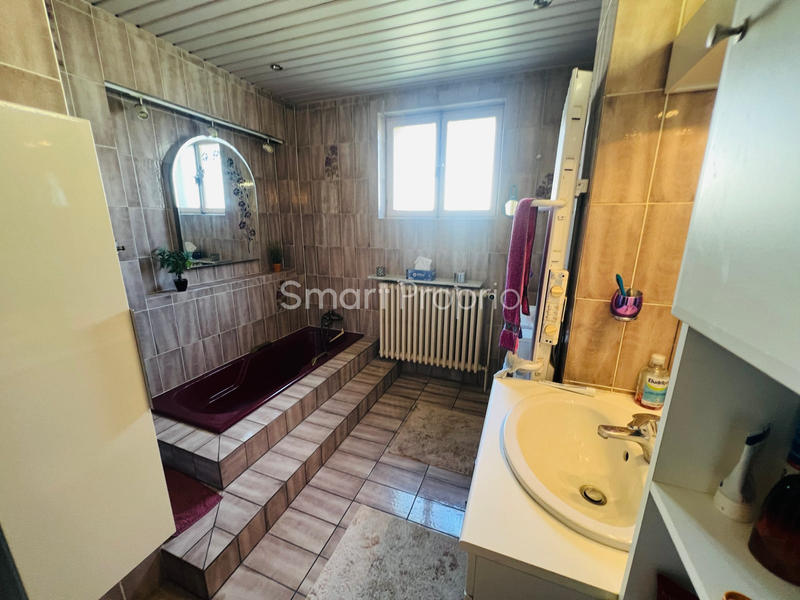 Maison - 92 m² - 5 pièces