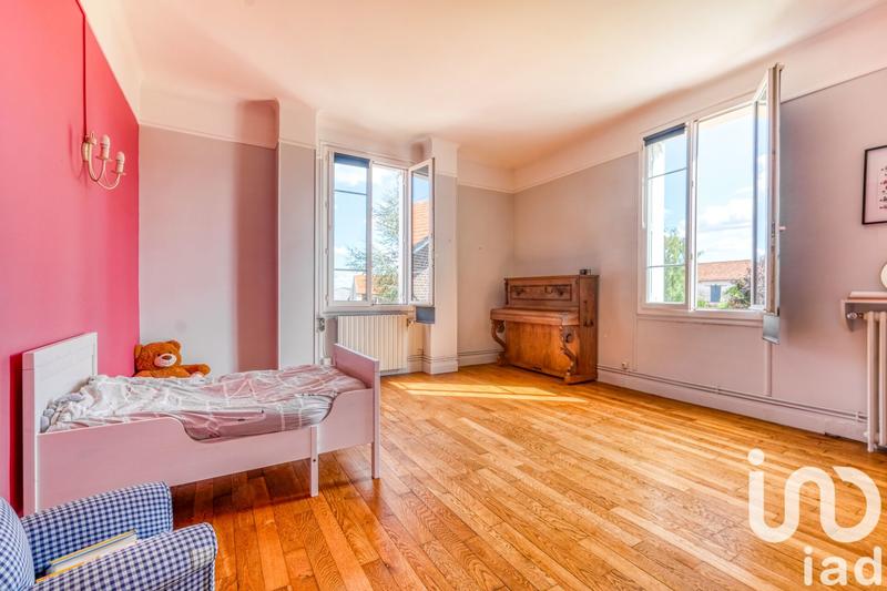 Maison - 320 m² - 10 pièces