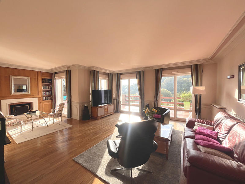 Maison - 188 m² - 6 pièces