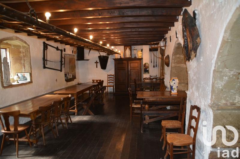 Maison - 410 m² - 10 pièces