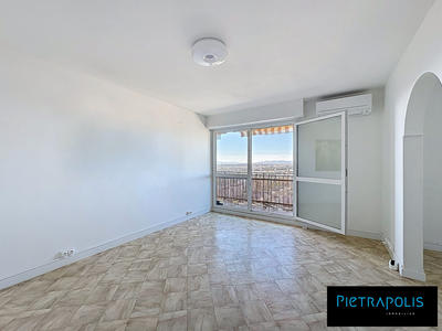 Appartement - 71 m² - 3 pièces