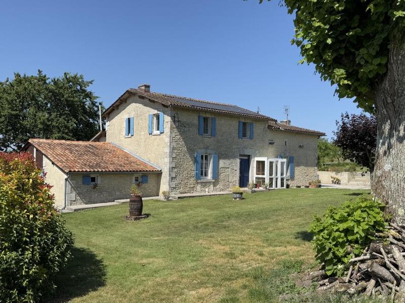 Maison - 314 m² - 10 pièces