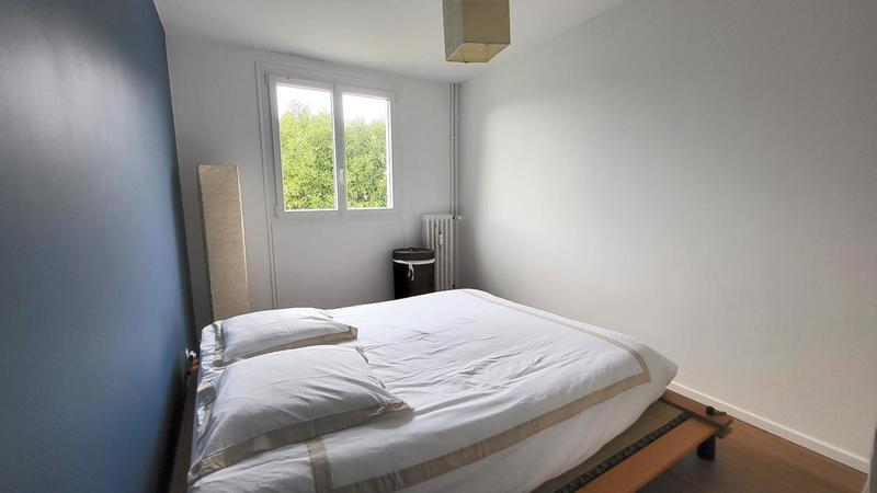 Appartement - 90 m² - 5 pièces