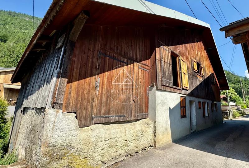 Châlet - 220 m² - 7 pièces