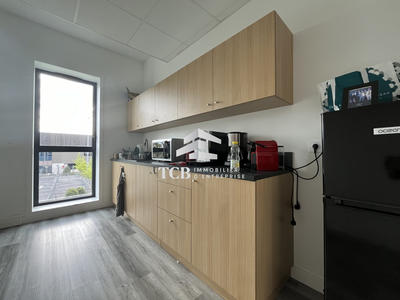 Bureau - 184 m²