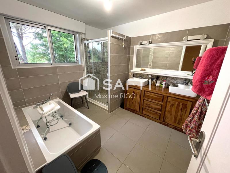 Maison - 175 m² - 7 pièces