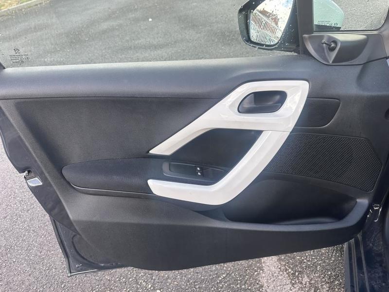 Peugeot 208 Like 1.2 Essence 68cv Gris Hurricane
