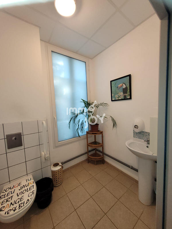 Immeuble - 1 600 m²