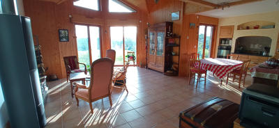 Maison - 147 m² - 6 pièces