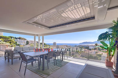 Appartement - 83 m² - 4 pièces