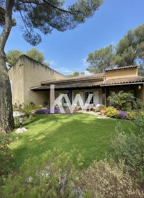 Maison - 170 m² - 8 pièces