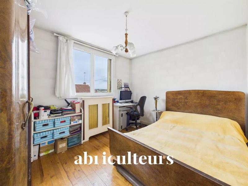 Maison - 76 m² - 5 pièces