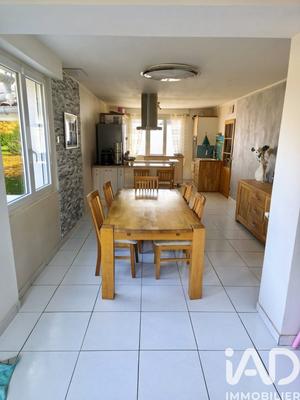 Maison - 105 m² - 4 pièces