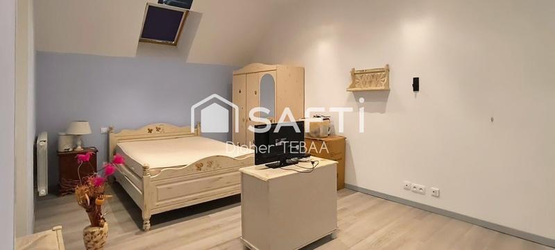 Maison - 206 m² - 9 pièces