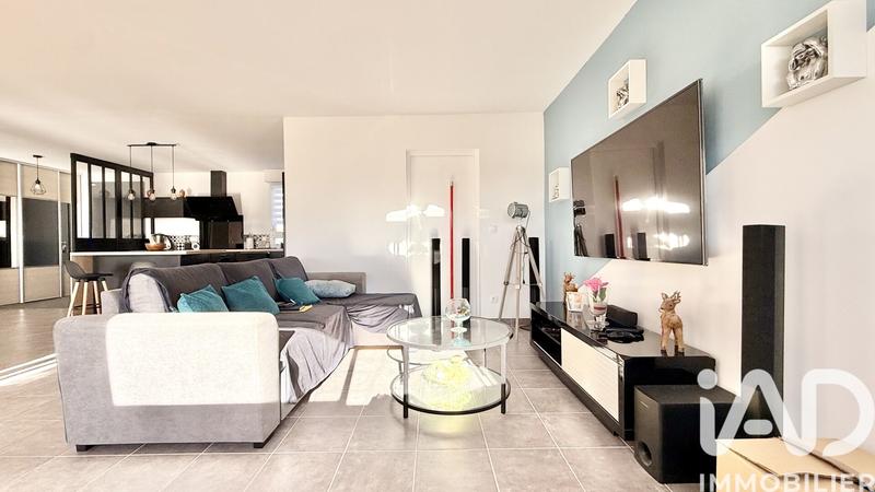 Maison - 122 m² - 5 pièces