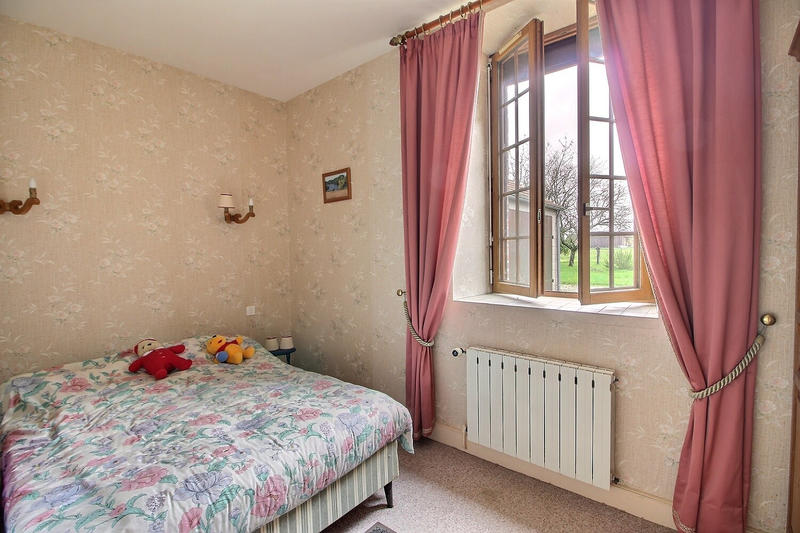 Maison de village - 200 m² - 9 pièces