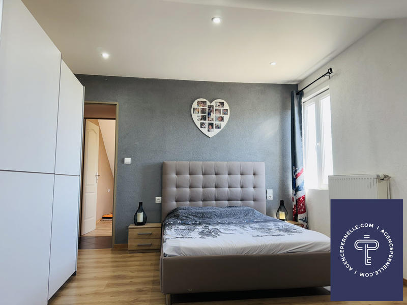 Maison - 173 m² - 7 pièces