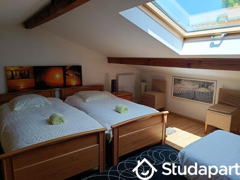 Chambre - 15 m² - 1 pièce