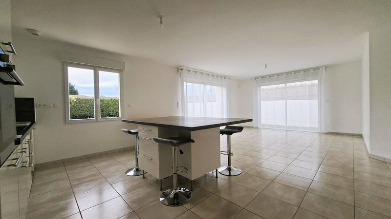 Maison - 101 m² - 5 pièces