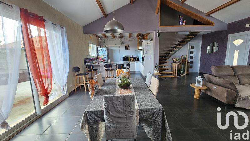 Maison - 171 m² - 7 pièces