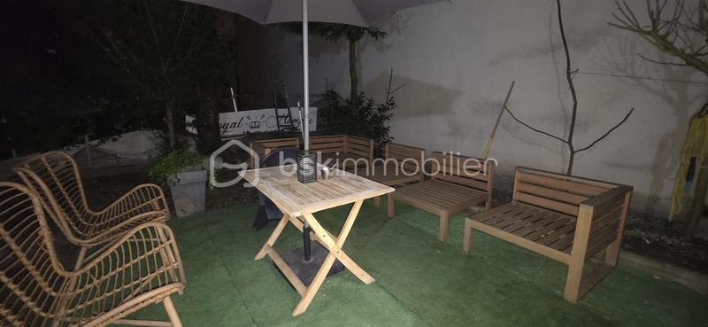 Bureau - 90 m² - 5 pièces