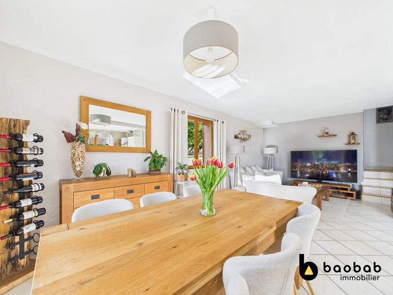 Maison - 120 m² - 4 pièces